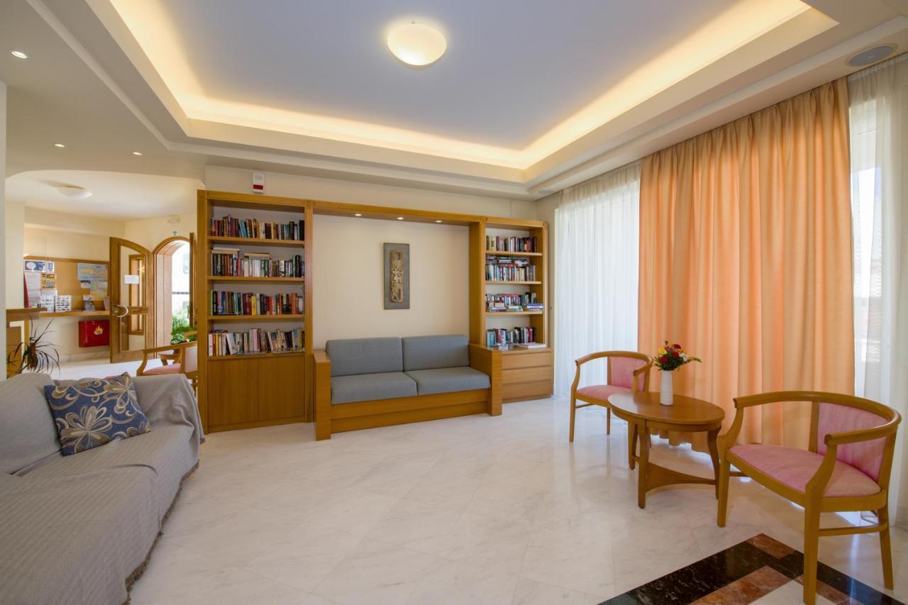 Apart Otel Toxo Platanés