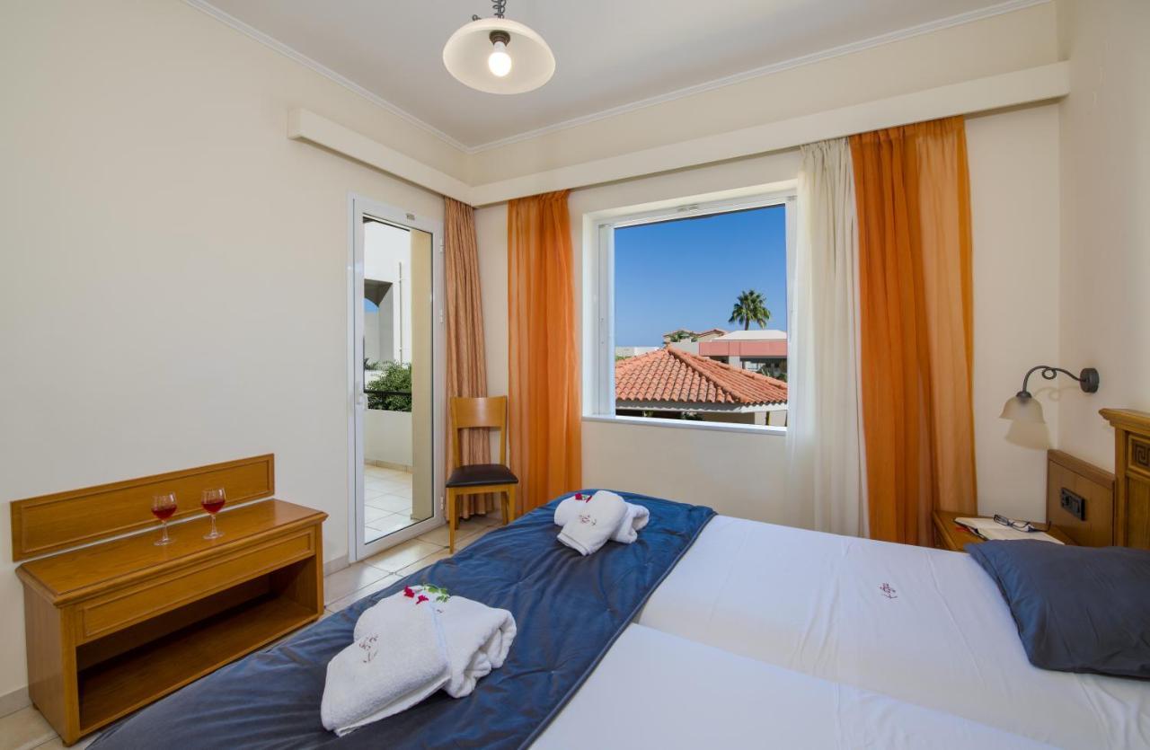 Aparthotel Toxo Platanés